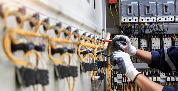 Professional Electrician technician working in Callaway, FL